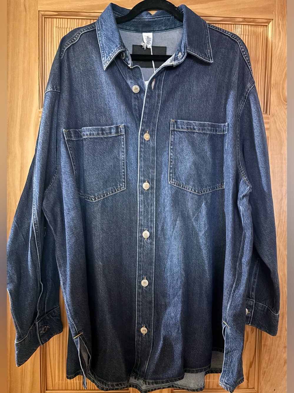 H&M Dark Blue Denim Button-Down Women's Shirt Size L